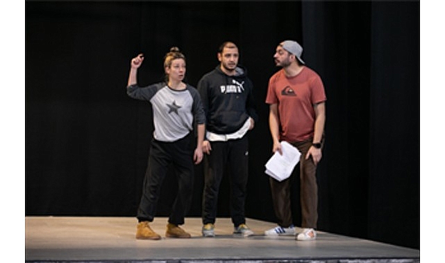 İzmir Şehir Tiyatroları, aile tiyatrosunun bir örneği olan “Don Kişot: