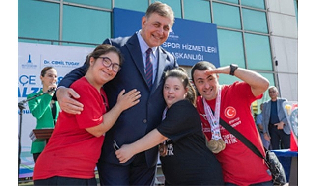 İzmir Büyükşehir Belediyesi Spor Kulübü’nün engelli sporcuları 2025 yılına damga