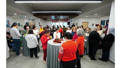 Beylikdüzü Belediyesi, Engelsiz Yaşam Merkezi’nde düzenlediği yılbaşı etkinliği ile özel