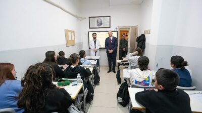 Gaziemir Belediyesi, Destek Eğitim Kursu’nda verdiği hizmetle öğrencilerin lise ve