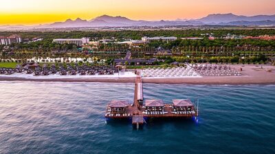 Akdeniz’in prestijli merkezi Belek’te yer alan Gloria Hotels & Resorts,