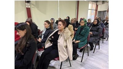 Gölcük Belediyesi tarafından düzenlenen "Sağlıklı Hayat Akademisi (SAHA)" eğitim programı,