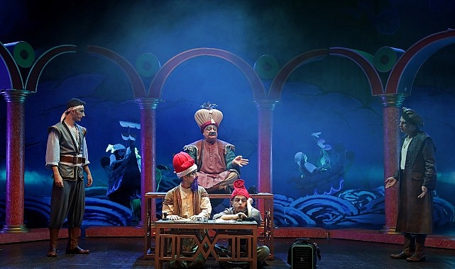 İstanbul Büyükşehir Belediyesi Şehir Tiyatroları, 2025-2026 tiyatro sezonunun yeni haftasında 14 oyunla