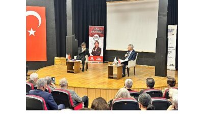 Bakırköy Belediyesi’nin her Cuma İspirtohane Kültür Merkezi’nde düzenlediği “Bakırköy Muhabbeti”