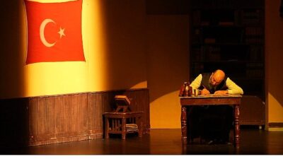 Kocaeli Büyükşehir Belediyesi, İstiklal Marşı Şairi Mehmet Akif Ersoy’u, vefatının