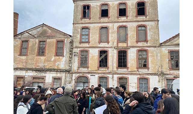 İstanbul Teknik Üniversitesi Mimarlık Bölümü öğrencileri, “Kentsel Sit Alanı” ders