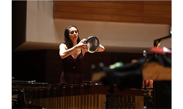 İzmir Devlet Senfonisi Orkestrası (İZDSO), dün akşam İzmir Büyükşehir Belediyesi