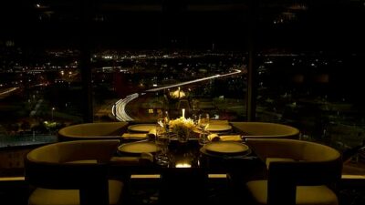 Panoramik deniz manzarası ve KÜN’ün benzersiz lezzetleri eşliğinde yeni yıla