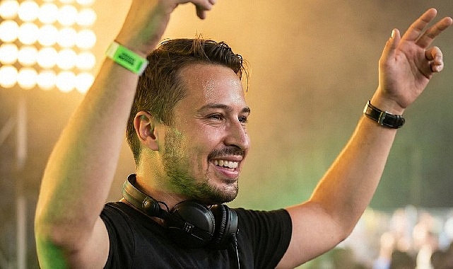 Türk elektronik müzik sahnesinde kendine özgü sound’u, sahne performansları ve