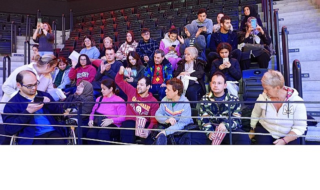 Maltepe’nin engelleri aşan çocukları, Anadolu Efes - Petkim Spor maçını