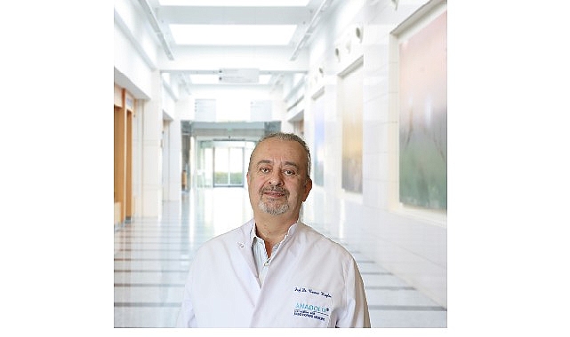 Yılbaşı gecesi, umut ve yeni başlangıçlarla birlikte keyifli sofraların kurulduğu