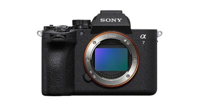 Sony, popüler Alpha 7 full-frame aynasız serisinin merakla beklenen beşinci