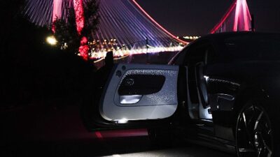 Rolls-Royce Motor Cars İstanbul, markanın alter egosu Black Badge Spectre’i