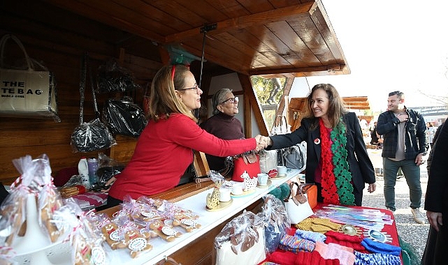      Karşıyaka Belediyesi tarafından Zühtü Işıl Meydanı’nda