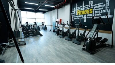 Avcılar Belediyesi, Firuzköy Atatürk Stadyumu’nda yer alan fitness salonunu yenileyerek