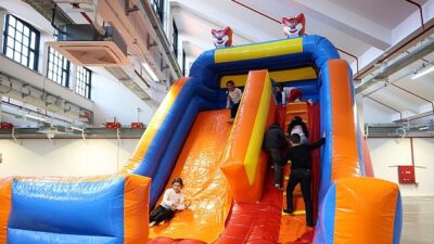 Aydın Büyükşehir Belediye Başkanı Özlem Çerçioğlu, yarıyıl tatiline giren çocukları