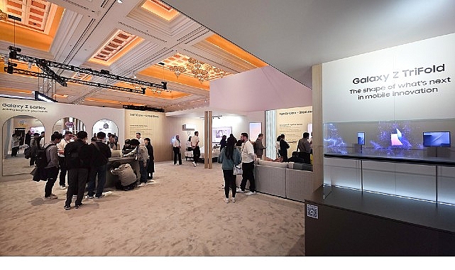 Bakıma Eşlik Eden Yapay Zekâ Dostu alanı, Samsung'un The First