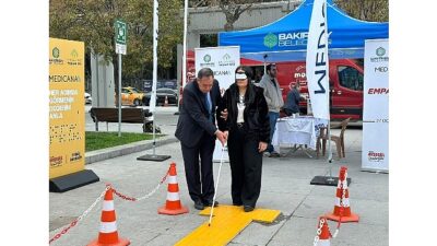 Bakırköy Belediyesi’nin düzenlediği “Empatiyle Bak” farkındalık etkinliği kapsamında, Cumhuriyet Meydanı’nda