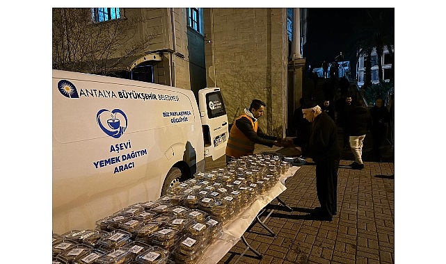 Antalya Büyükşehir Belediyesi, Miraç Kandili dolayısıyla kent genelindeki 19 ilçede