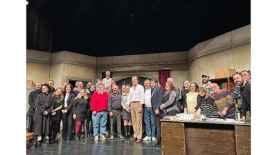 Devlet Tiyatrosu repertuvarında 15 yıl boyunca aralıksız, kapalı gişe sahnelenen