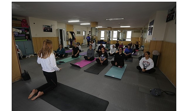 Efes Selçuk Belediyesi’nin, kadınların sağlıklı ve aktif bir yaşam sürmelerini