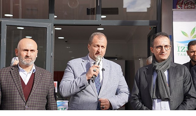 Milli İrade Meydanı, eski belediye binası alt katında oluşturulan et