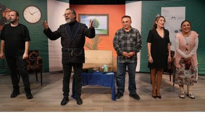 Murat Donat’ın yazdığı ve Yaşar Ayvacı’nın yönettiği “Hatırla” adlı tek