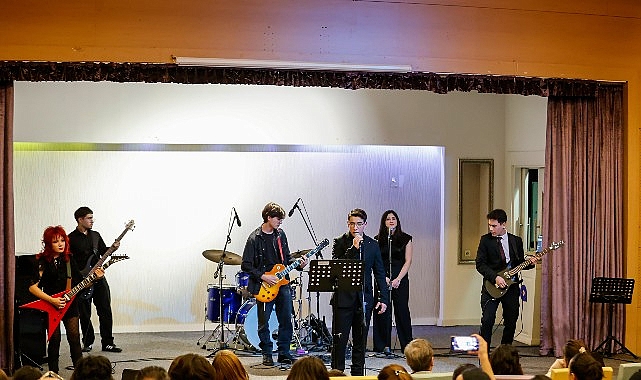      Antalya Büyükşehir Belediyesi İsmail Baha Sürelsan