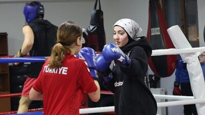 Kartepe Belediyesi, çocukların ve gençlerin fiziksel gelişimine katkı sunarken sosyal