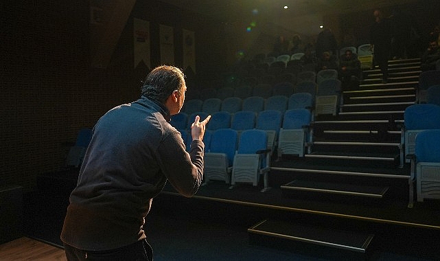 Maltepe Belediyesi, üretim koşulları her geçen gün zorlaşan bağımsız tiyatro
