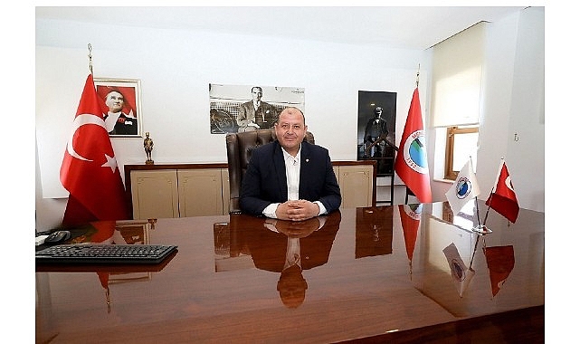 Menderes Belediyesi, tiyatro severler için müzikal bir eserle geliyor.