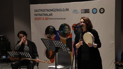Nilüfer Belediyesi’nin düzenlediği “Gastroetnomüzikolojik Kaynatmalar” söyleşisi bu ay ekmeğin binlerce
