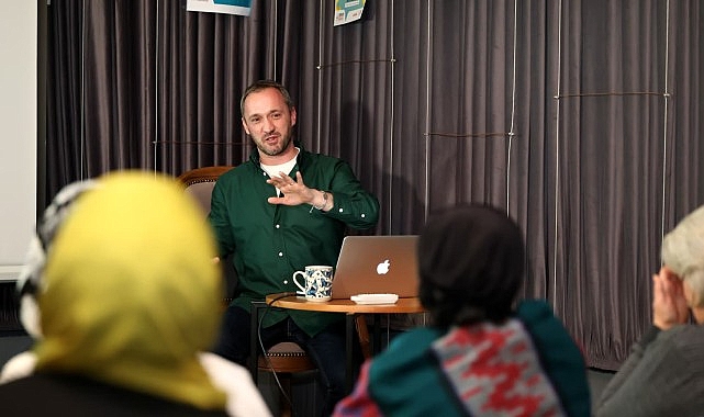 Osmangazi Belediyesi, dijitalleşen ticaret dünyasına ayak uydurmak isteyen girişimcilere yönelik