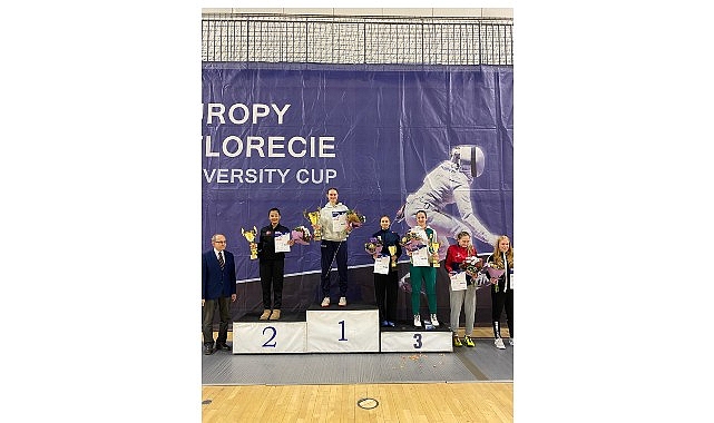 Osmangazi Belediyespor Eskrim Takımı sporcularından Elvin Günışık, Polonya’nın Poznan kentinde