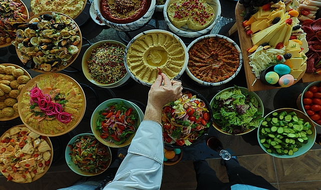 Göçebe Türk mutfağının izleri, Marmara Denizi’nin büyüleyici manzarasıyla KÜN’de buluşuyor.