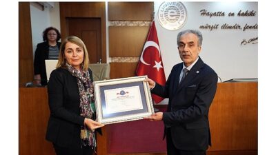 Ege Üniversitesi (EÜ), göz sağlığının önemine dikkat çekmek ve görme