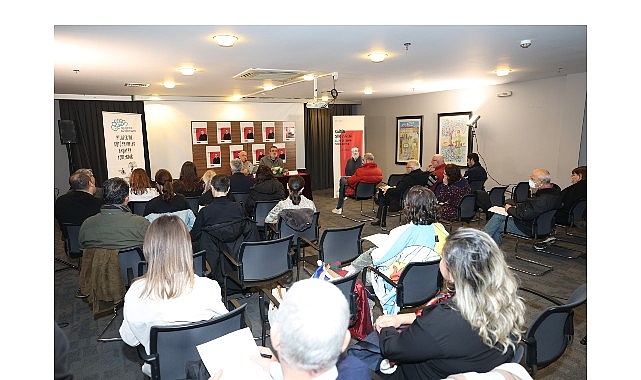 Nilüfer Belediyesi’nin düzenlediği “Şairin Şiir Evreni” söyleşisine konuk olan şair