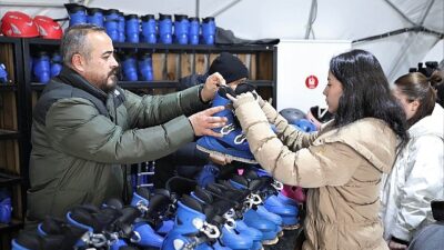 Keçiören Belediyesi bünyesinde ücretsiz olarak hizmet veren Ahmet Çalık Buz