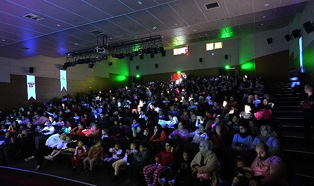 Maltepe Belediyesi, sömestir tatilinde çocukların kültürel ve sanatsal gelişimini desteklemeye