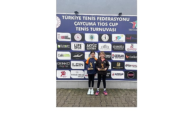 Osmangazi Belediyespor Tenis Takımı sporcularından Azra Özyardımcı, Ulusal 12 Yaş