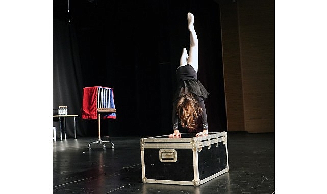 Maltepe Belediyesi’nin “Yarıyıl Çocuk Şenliği” kapsamında sahne alan “Cambaz Mithat,