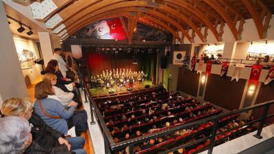 Kırlangıç Yaşam Merkezi’nde yapımı tamamlanan, Ayvalık’ın kültür ve sanat yaşamına