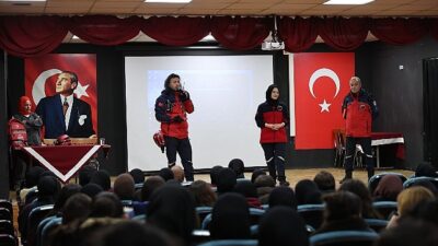 İstanbul Bayrampaşa Belediyesi Afet İşleri Müdürlüğü tarafından ilçedeki liselerde Arama