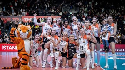 Eczacıbaşı Dynavit, Vodafone Sultanlar Ligi’nin 19.