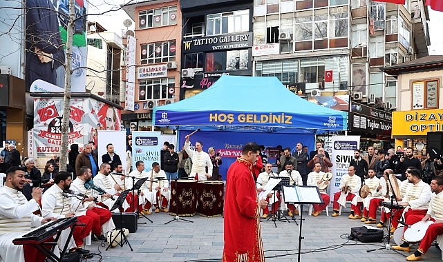 Kocaeli Büyükşehir Belediyesi, Ramazan ayını İzmit’te düzenlediği ilahi programıyla karşıladı.