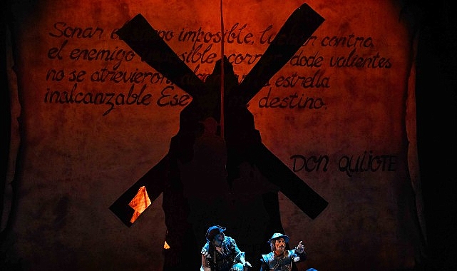 İzmir Devlet Opera ve Balesi (İZDOB), klasik bale repertuvarının en