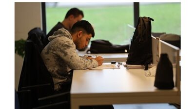 Kartepe Kent Kütüphanesi, yarıyıl tatilinde de kapılarını sonuna kadar açarak