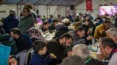 Keçiören Belediyesi, ramazan ayı boyunca ilçenin farklı noktalarında kurduğu 15