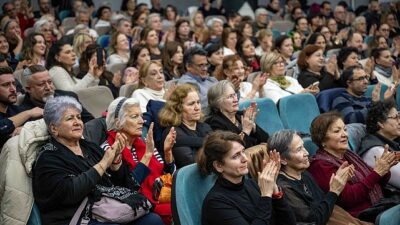 Atatürkçü Düşünce Derneği (ADD) Bornova Şubesi Türk Sanat Müziği Korosu,