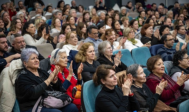 Atatürkçü Düşünce Derneği (ADD) Bornova Şubesi Türk Sanat Müziği Korosu,